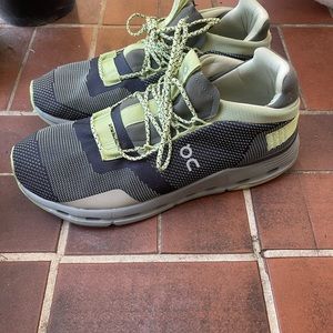 ON Cloudnova Running sneakers gray green Iron Leaf M size 11